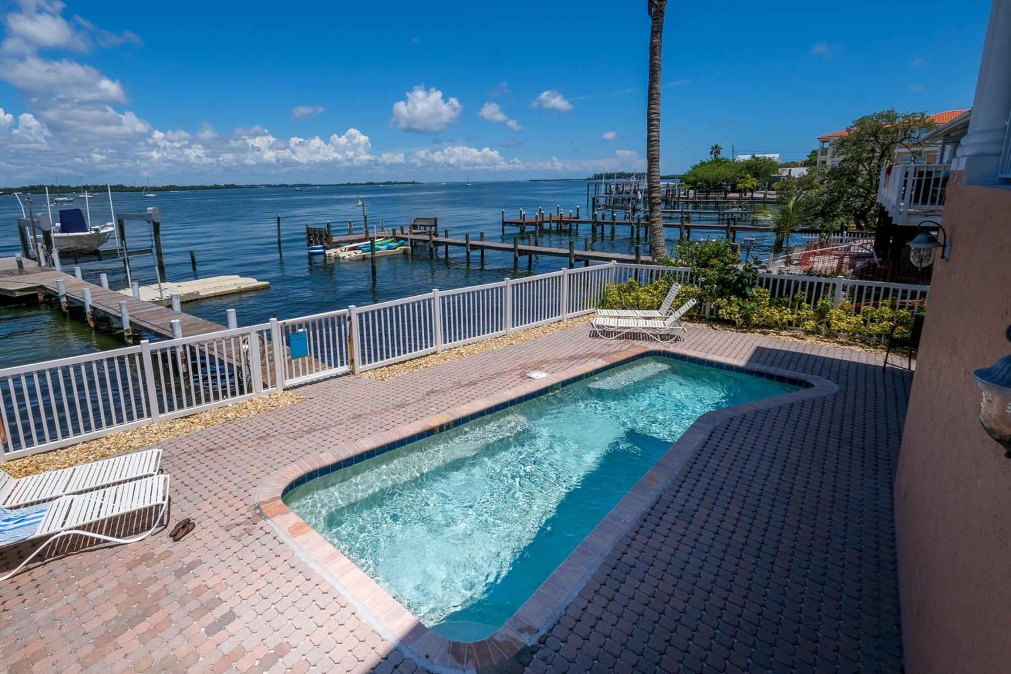 Hibiscus Hideaway Condo Walk To Historic Bridge St Bradenton Beach Exteriér fotografie