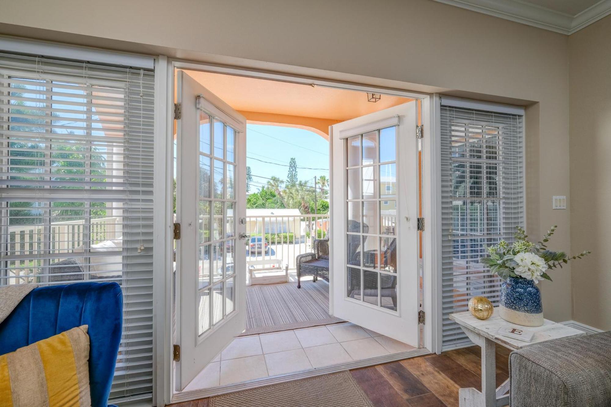 Hibiscus Hideaway Condo Walk To Historic Bridge St Bradenton Beach Exteriér fotografie